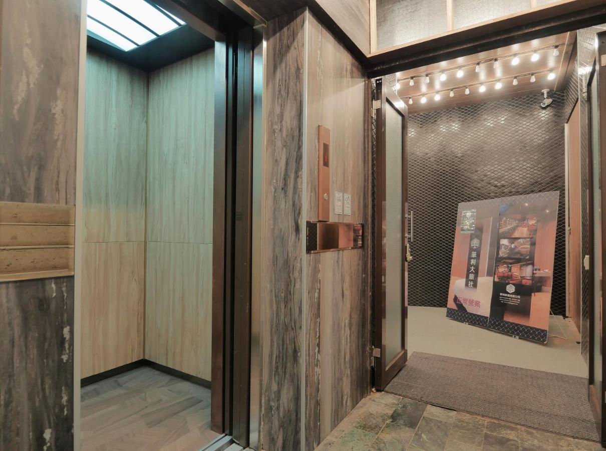 Modern Inn Тайчжун Екстер'єр фото