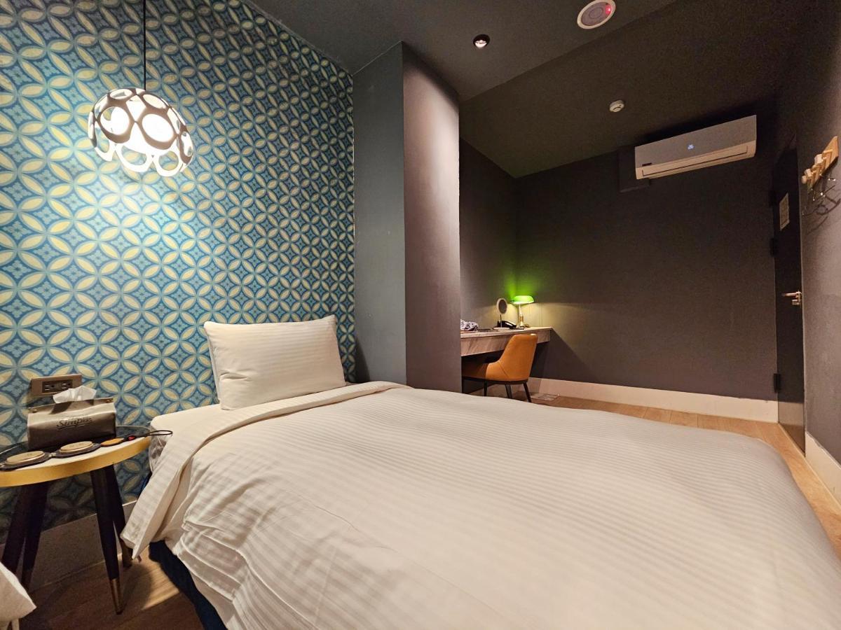 Modern Inn Тайчжун Екстер'єр фото